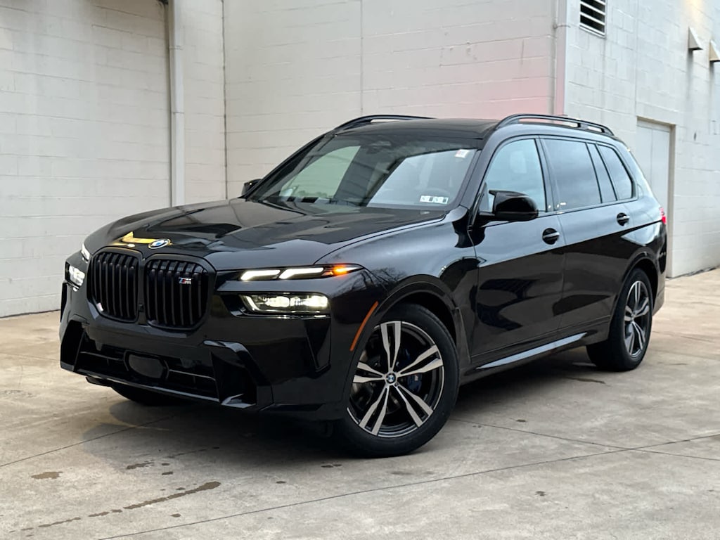 New 2026 BMW X7 M60i SUV