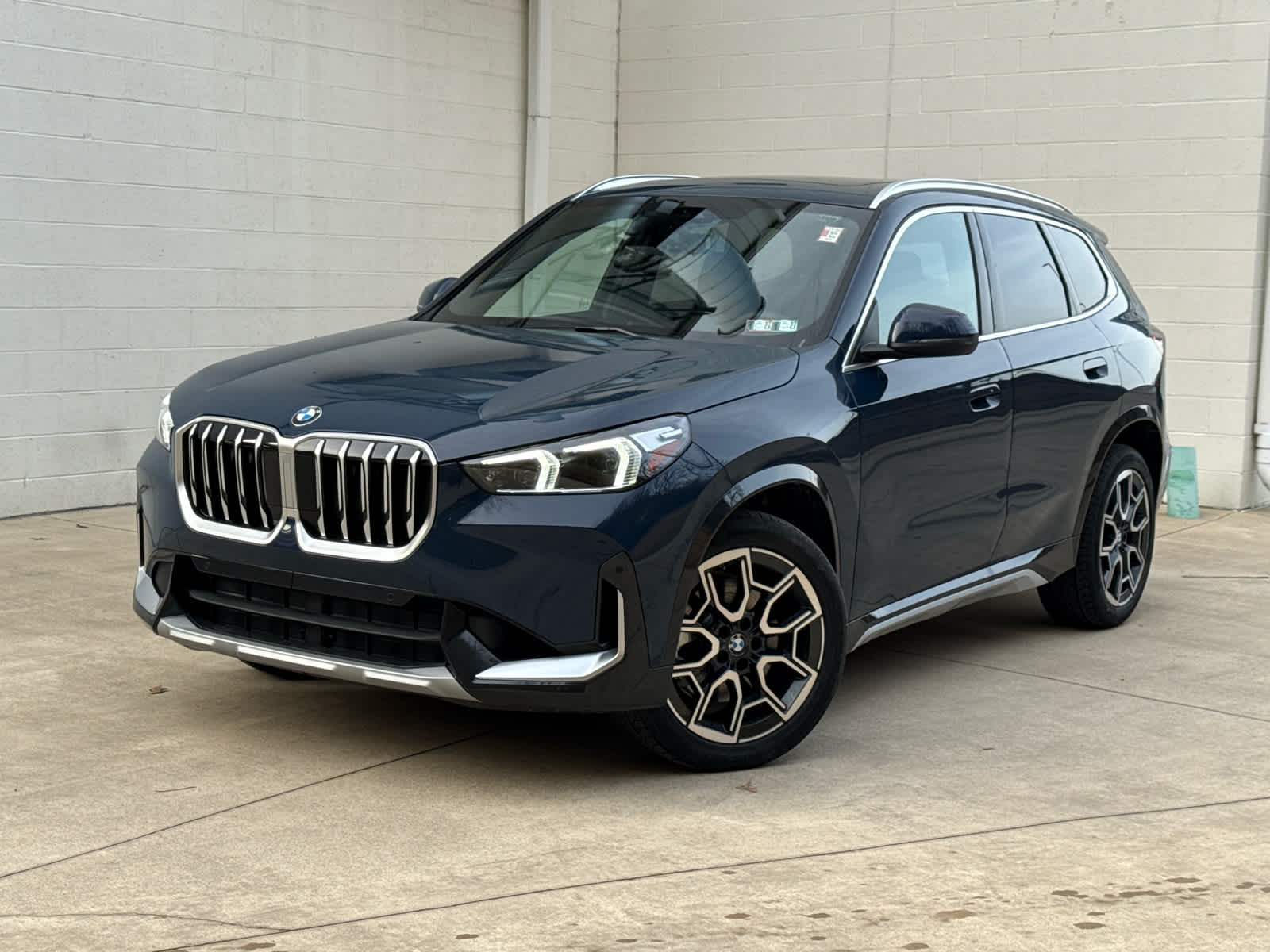 2026 BMW X1 28i's photo