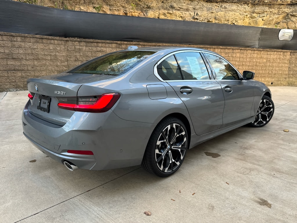 Certified 2025 BMW 330i xDrive Sedan