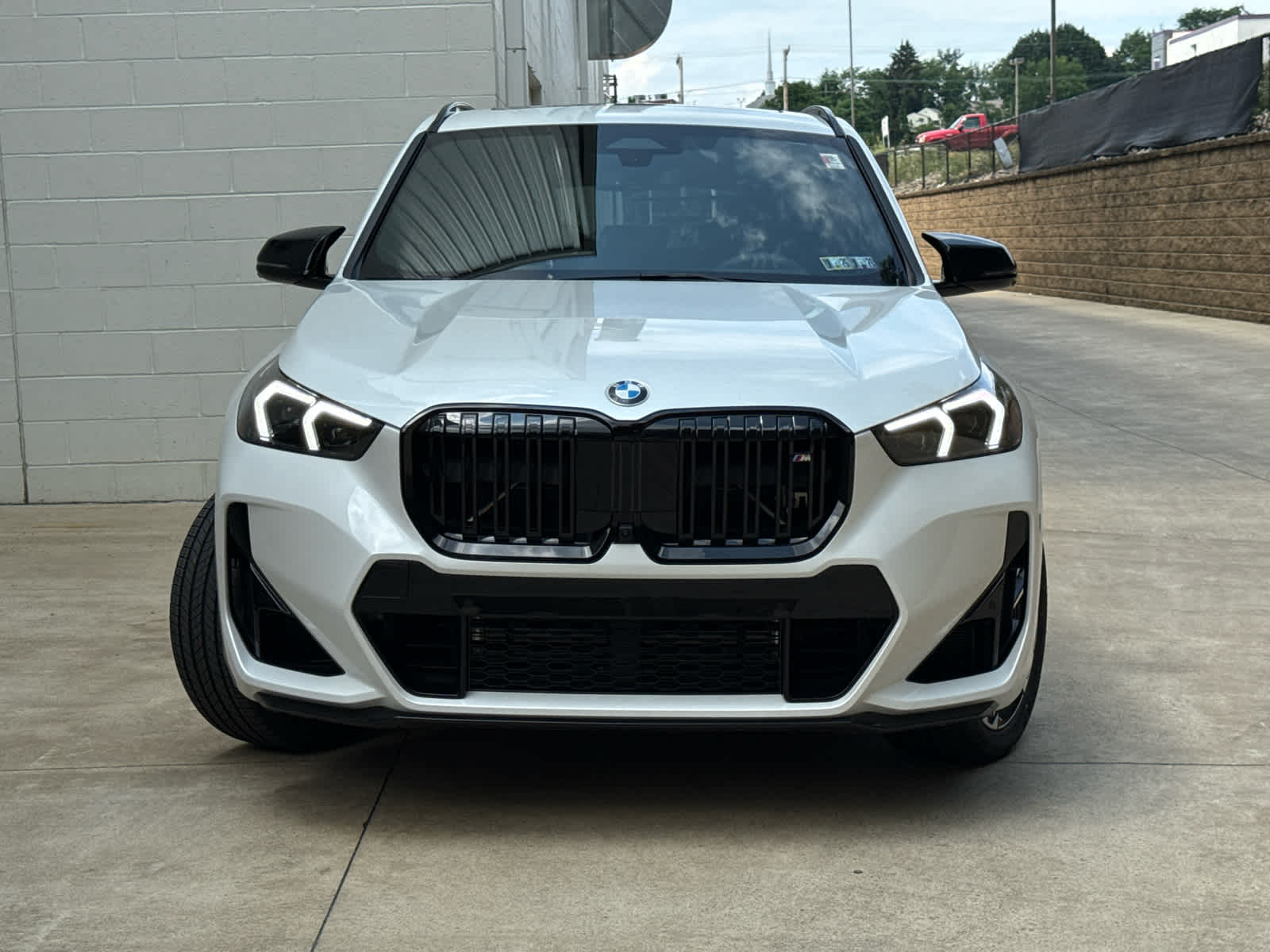 2025 Bmw X1 M35i photo 2