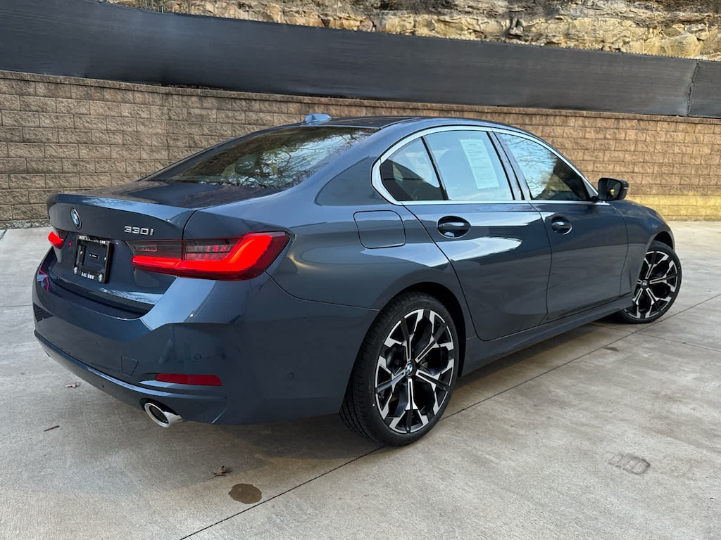 Certified 2025 BMW 330i xDrive Sedan