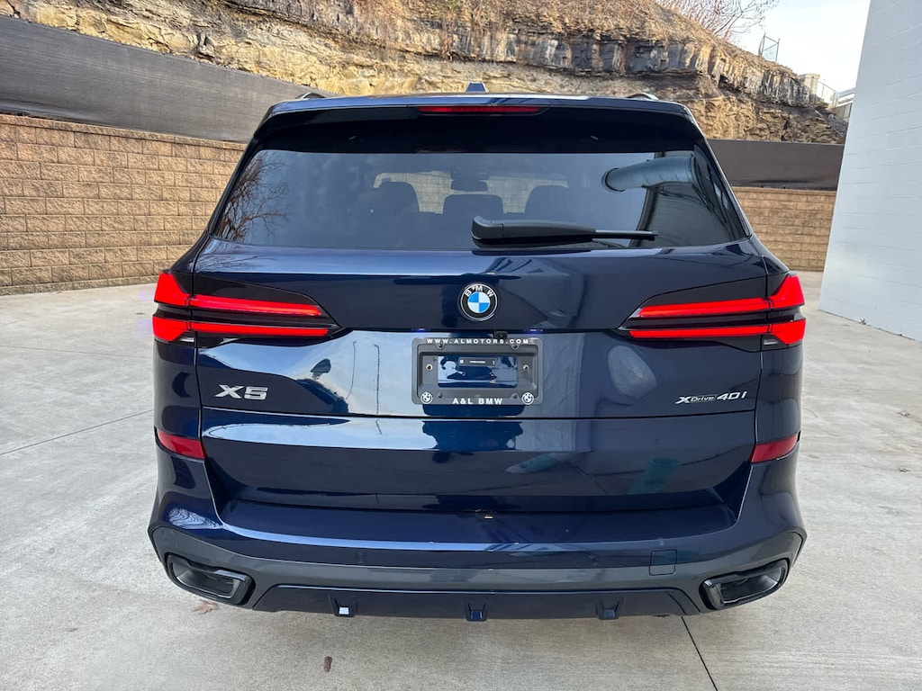 New 2026 BMW X5 xDrive40i SUV