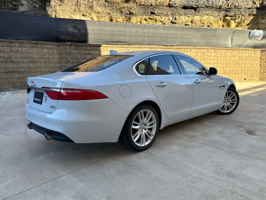 Used 2018 Jaguar XF 35t Portfolio Limited Edition Sedan
