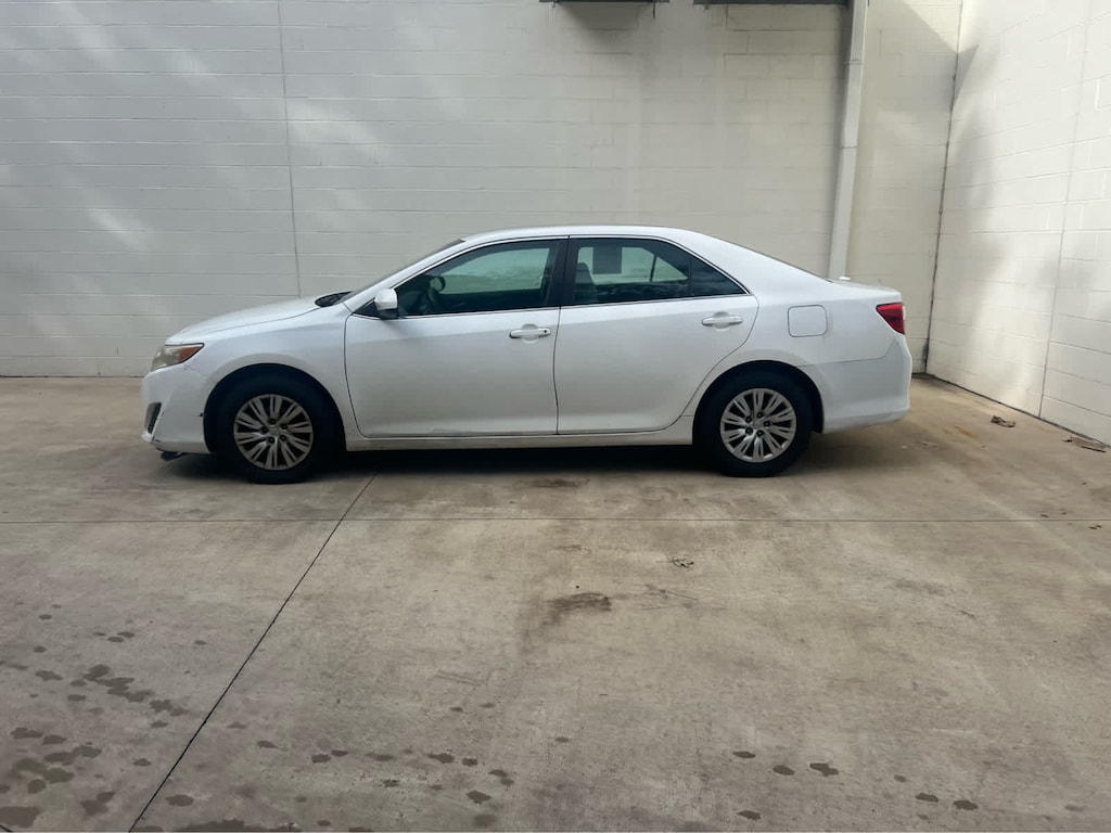 Used 2013 Toyota Camry L Sedan
