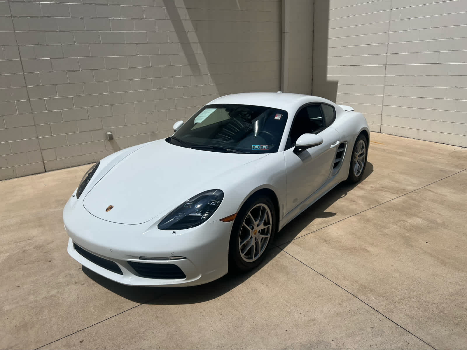 2021 Porsche Cayman S photo 3
