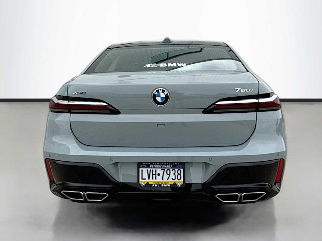 New 2026 BMW 760i xDrive Sedan
