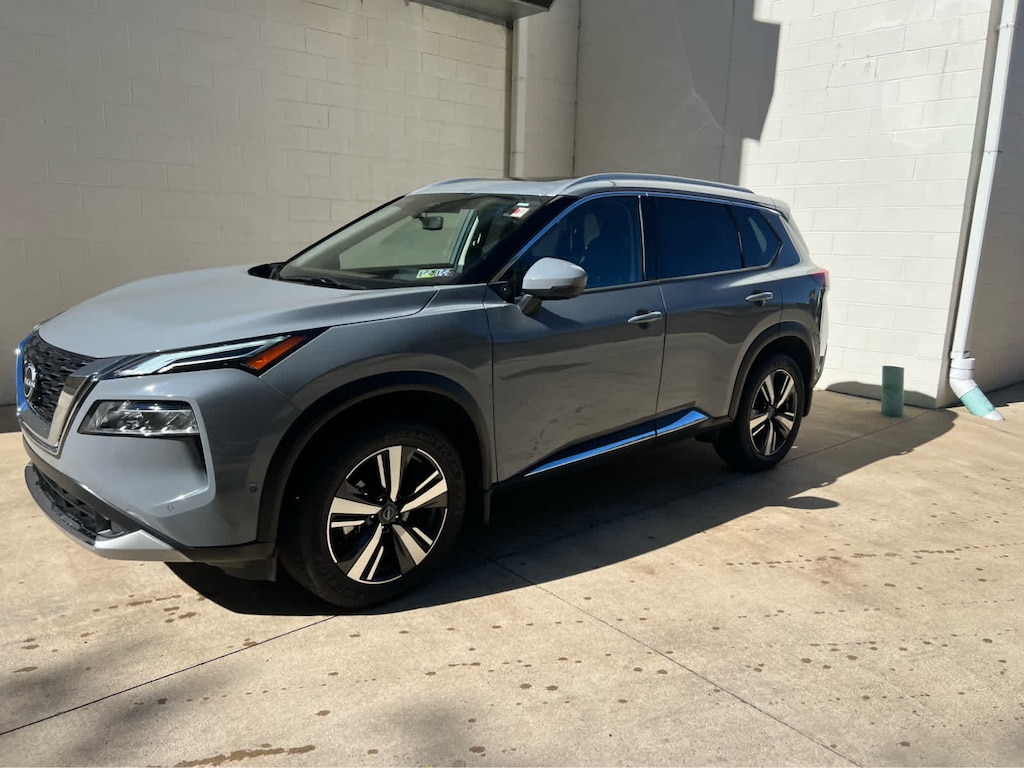 Used 2023 Nissan Rogue Platinum SUV