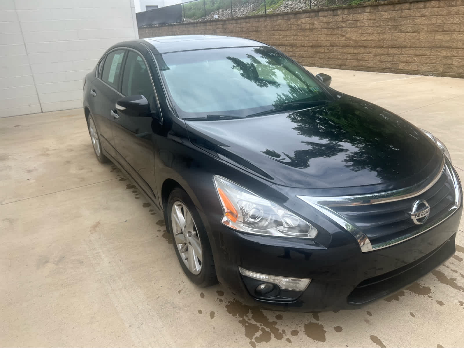 2015 Nissan Altima 2.5 SL photo 2