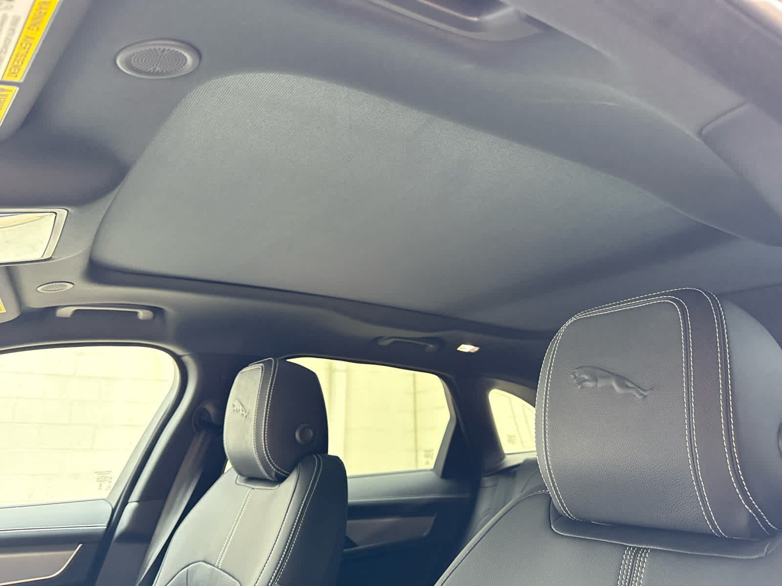 2026 Jaguar F-Pace R-Dynamic S - Photo 14