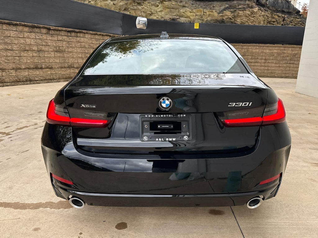 New 2026 BMW 330i xDrive NA Sedan