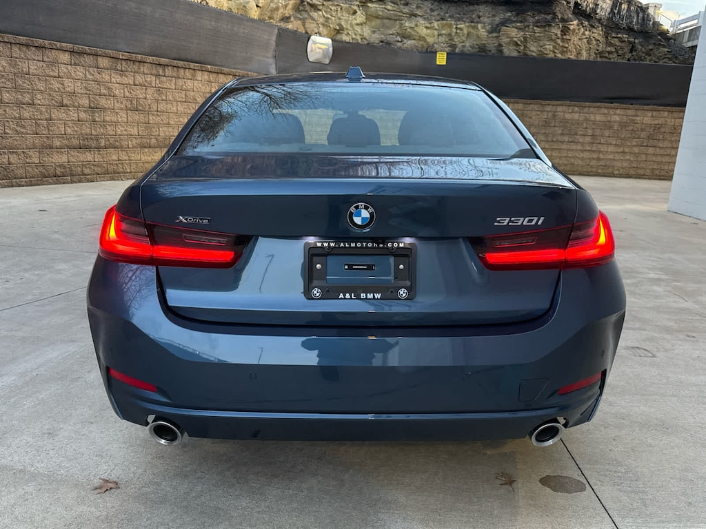 Certified 2025 BMW 330i xDrive Sedan