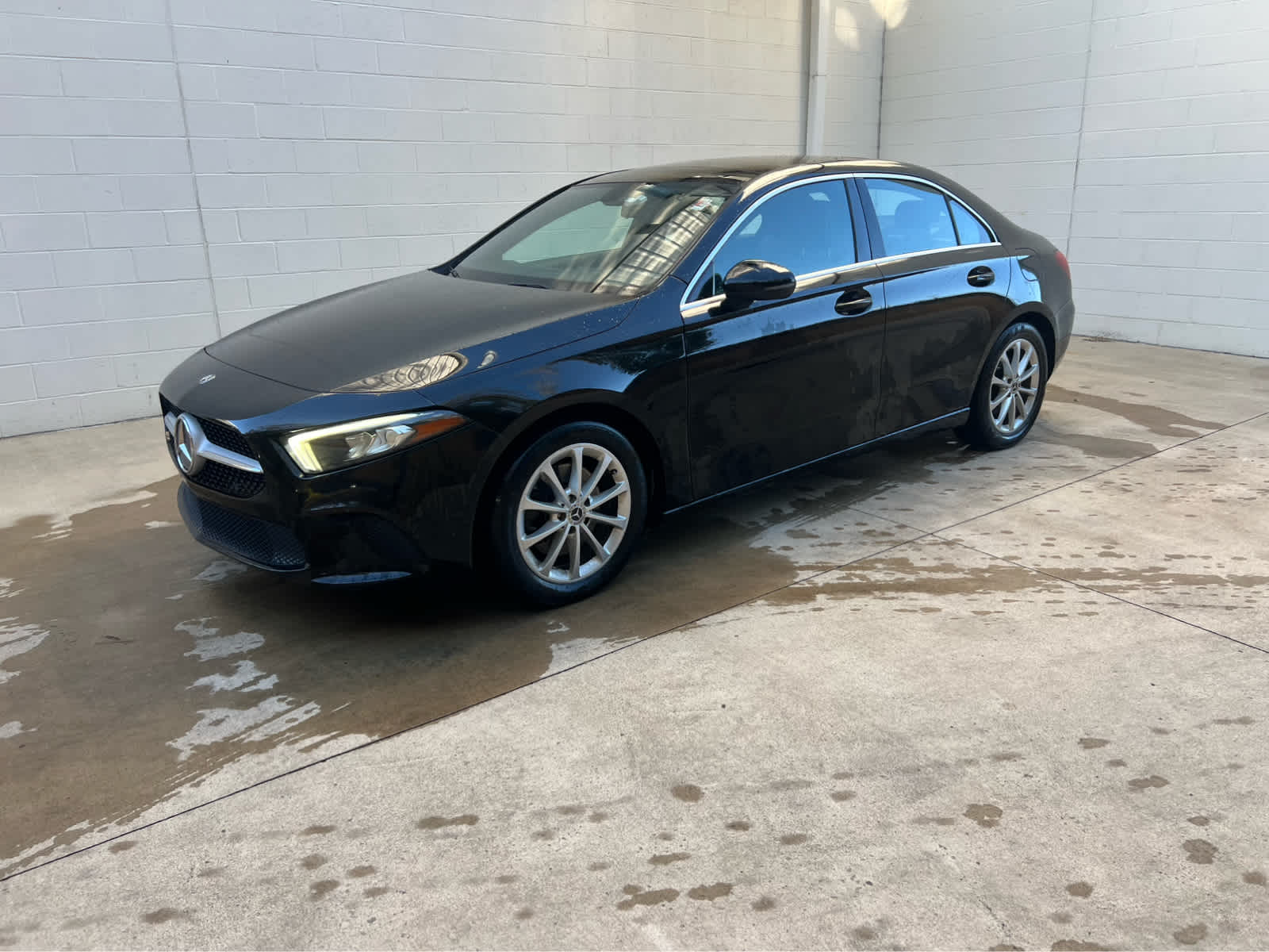 2019 Mercedes Benz A 220 photo 2