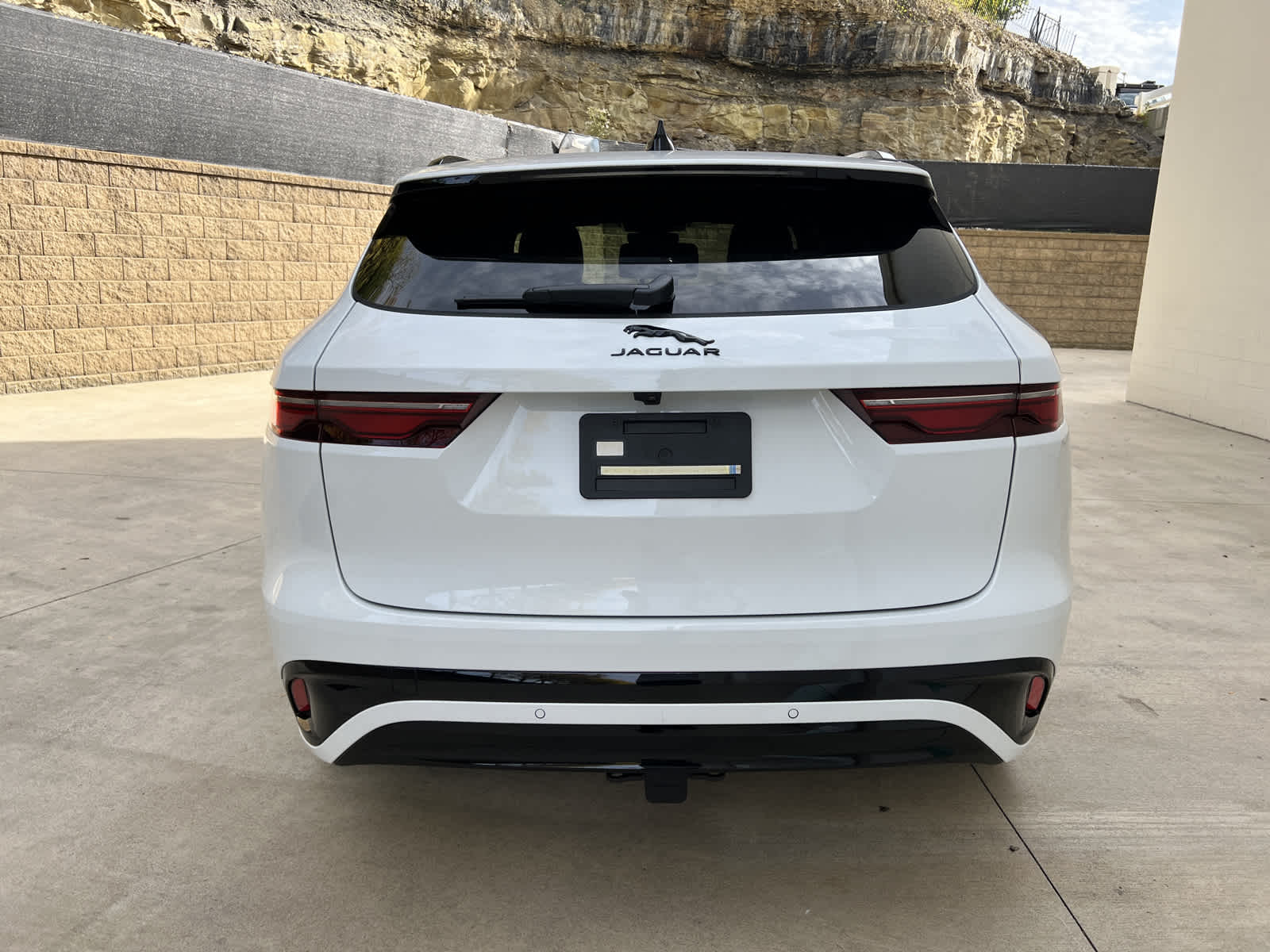 2024 Jaguar F-PACE P250 R-Dynamic S photo 4