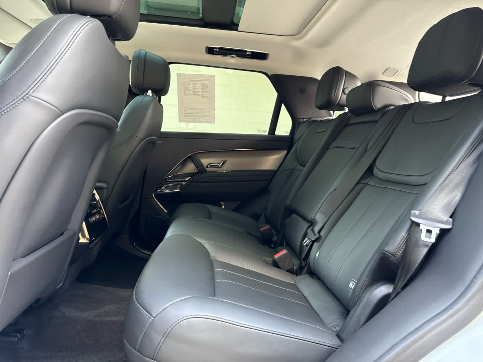 2024 Land Rover Range Rover Sport SE - Photo 15