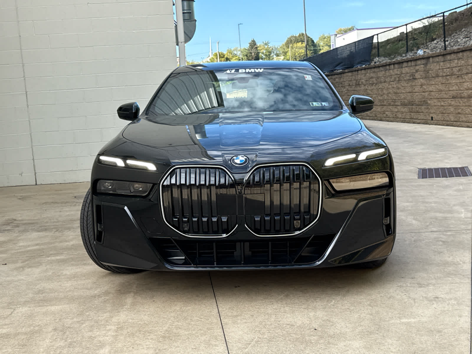 2026 Bmw 740i xDrive Sedan photo 2