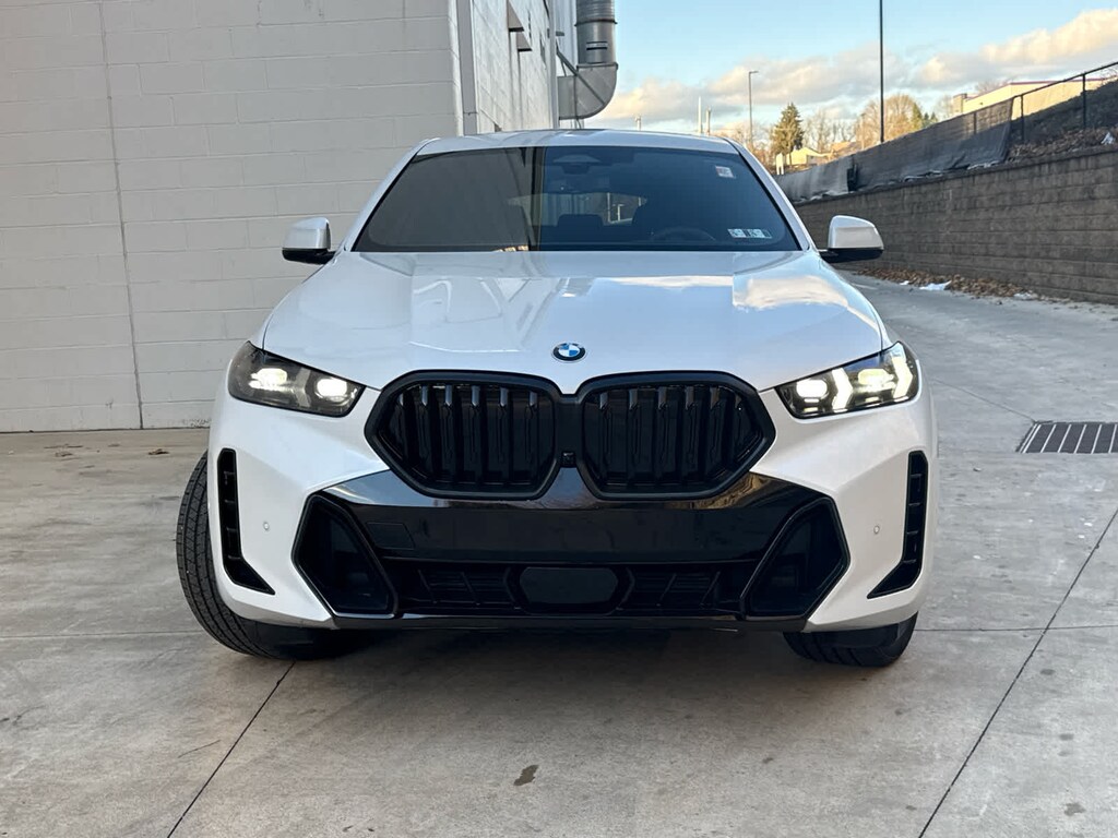 New 2026 BMW X6 xDrive40i SUV