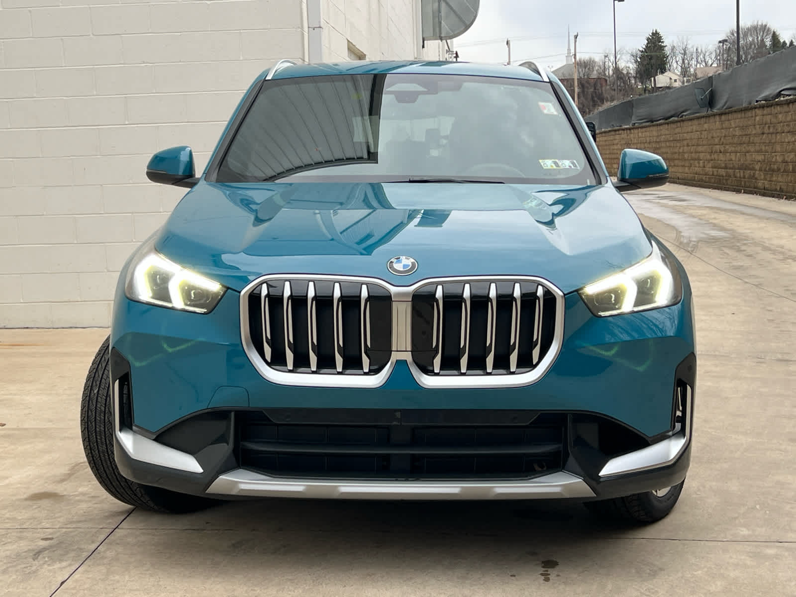 2025 Bmw X1 XDrive28i photo 2