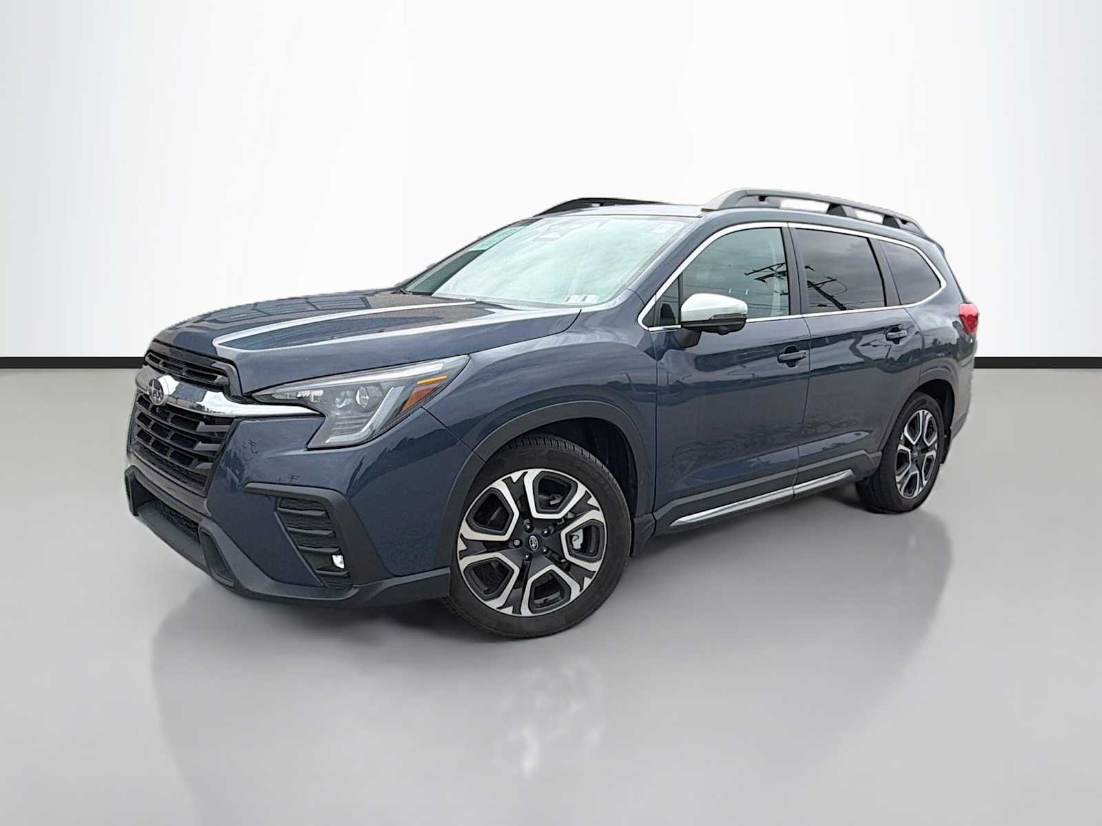 2023 Subaru Ascent Limited 7 Passenger's photo
