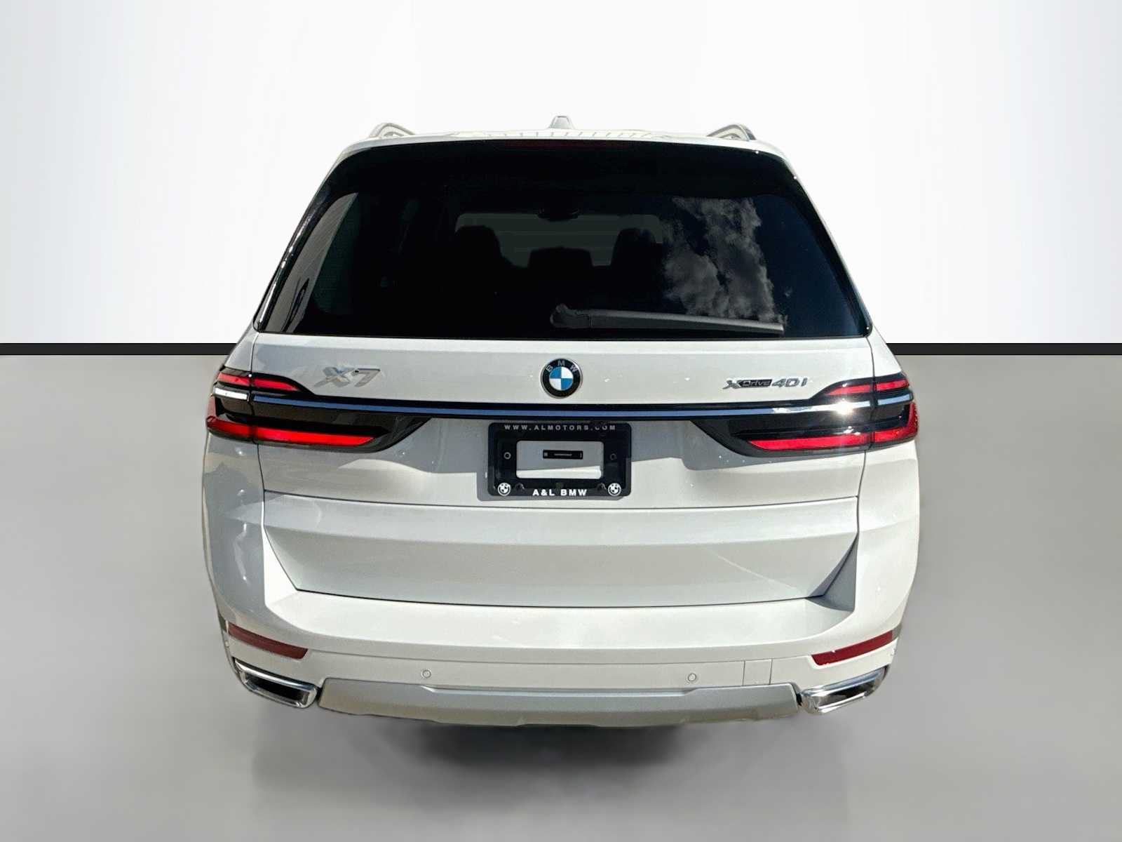 New 2027 BMW X7 xDrive40i SUV
