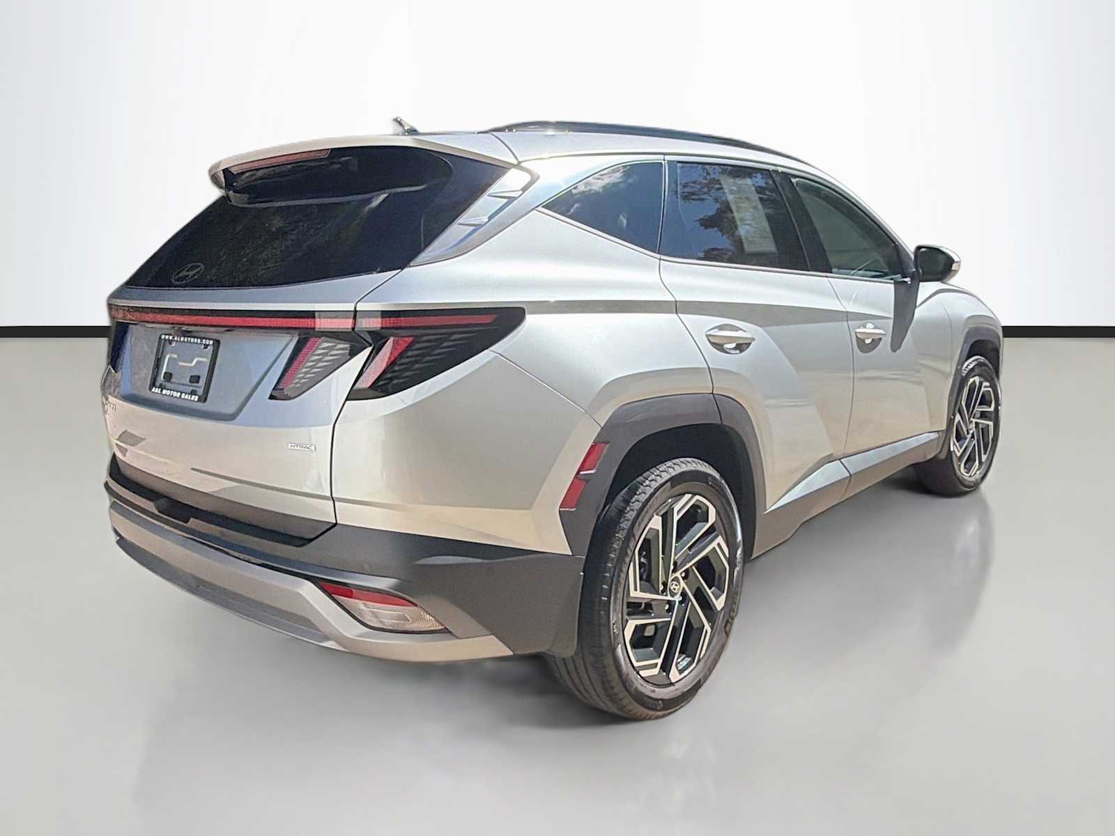 Used 2025 Hyundai Tucson Limited SUV