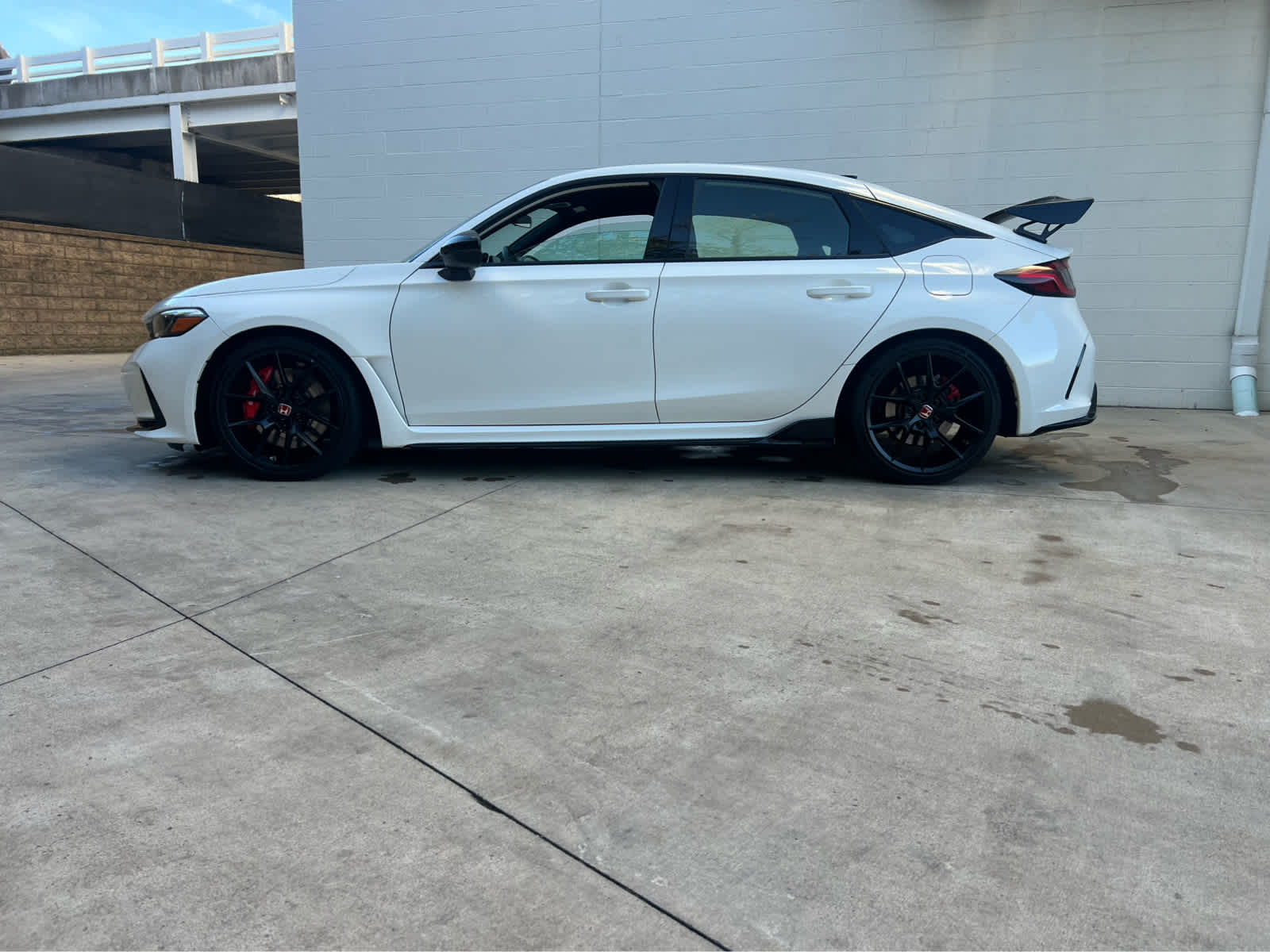 2025 Honda Civic Hatchback Type-R's photo