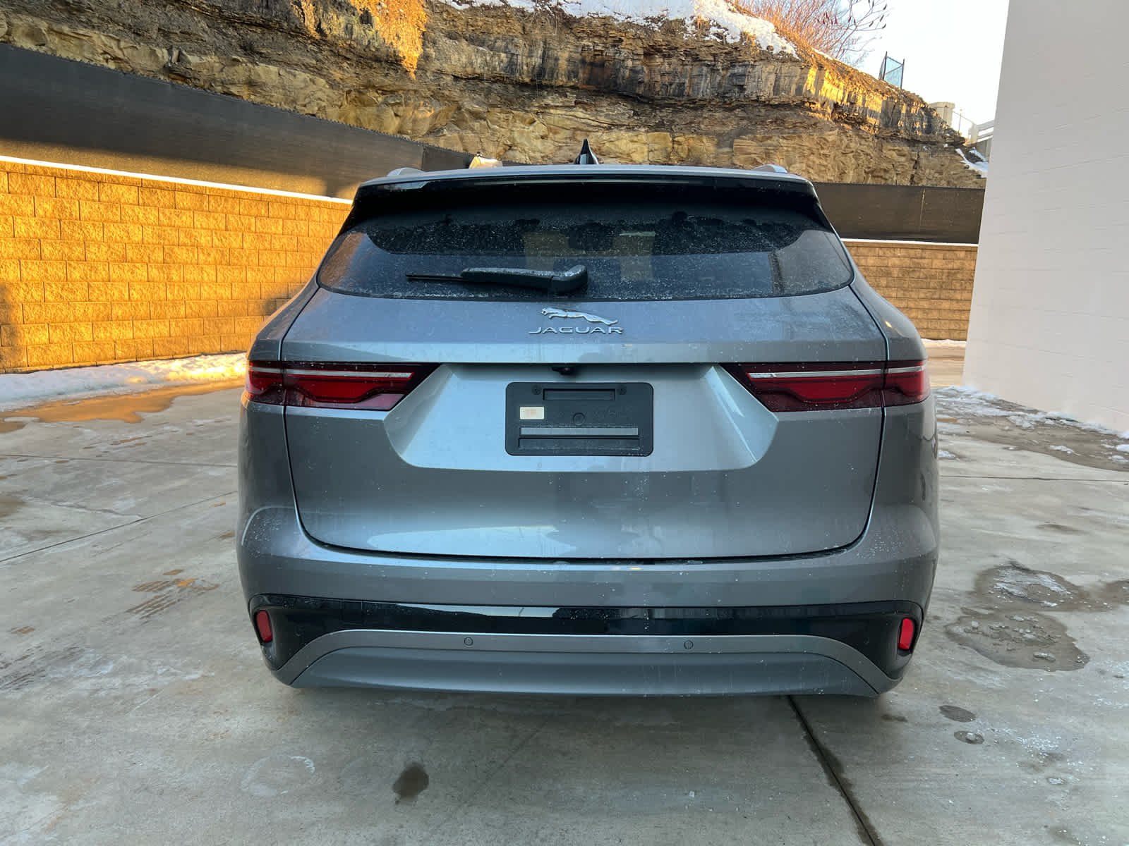 2025 Jaguar F-PACE P250 R-Dynamic S photo 4