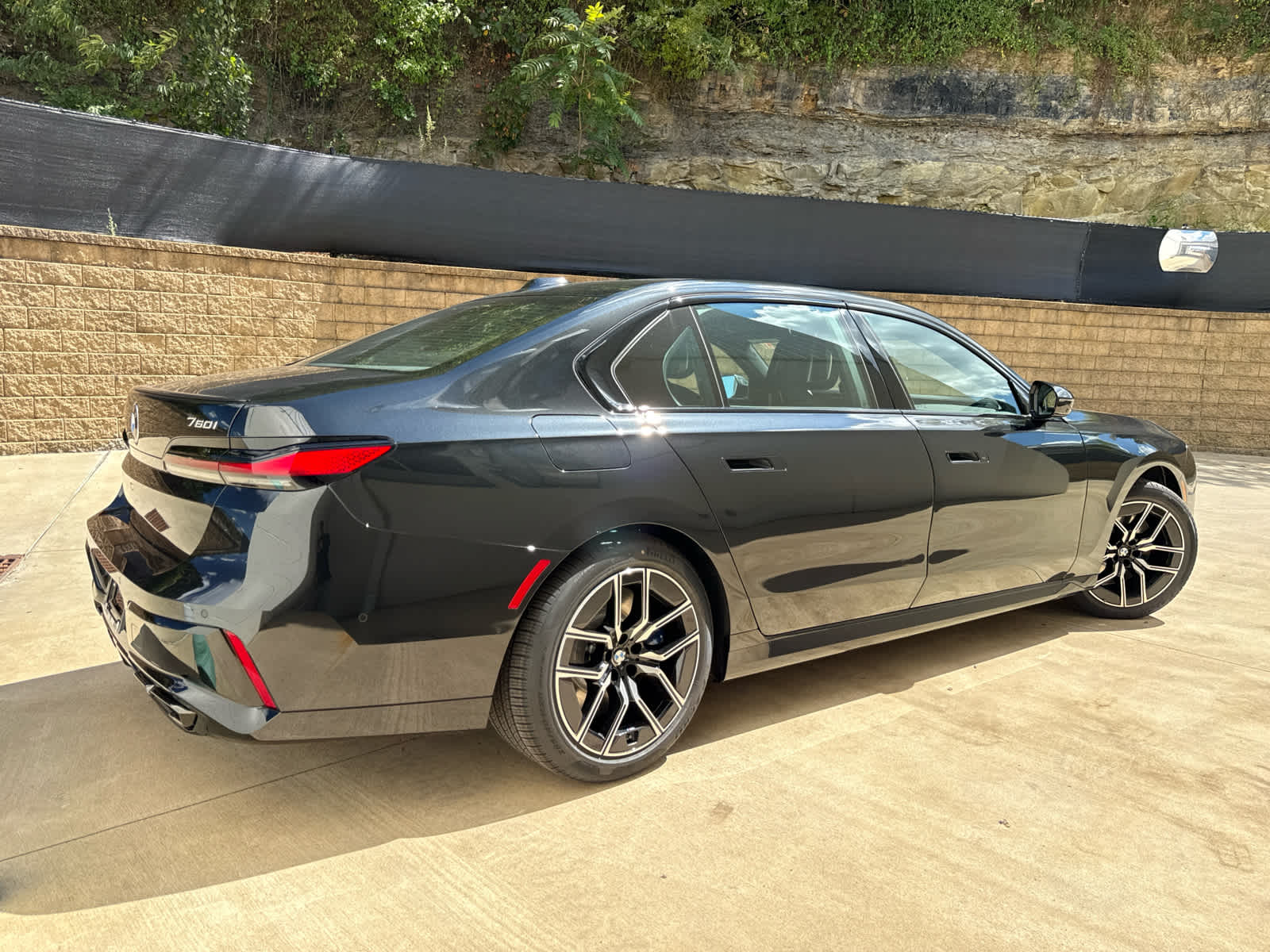 2026 Bmw 760i xDrive photo 3