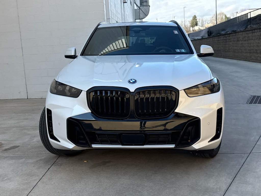 New 2026 BMW X5 PHEV xDrive50e SUV