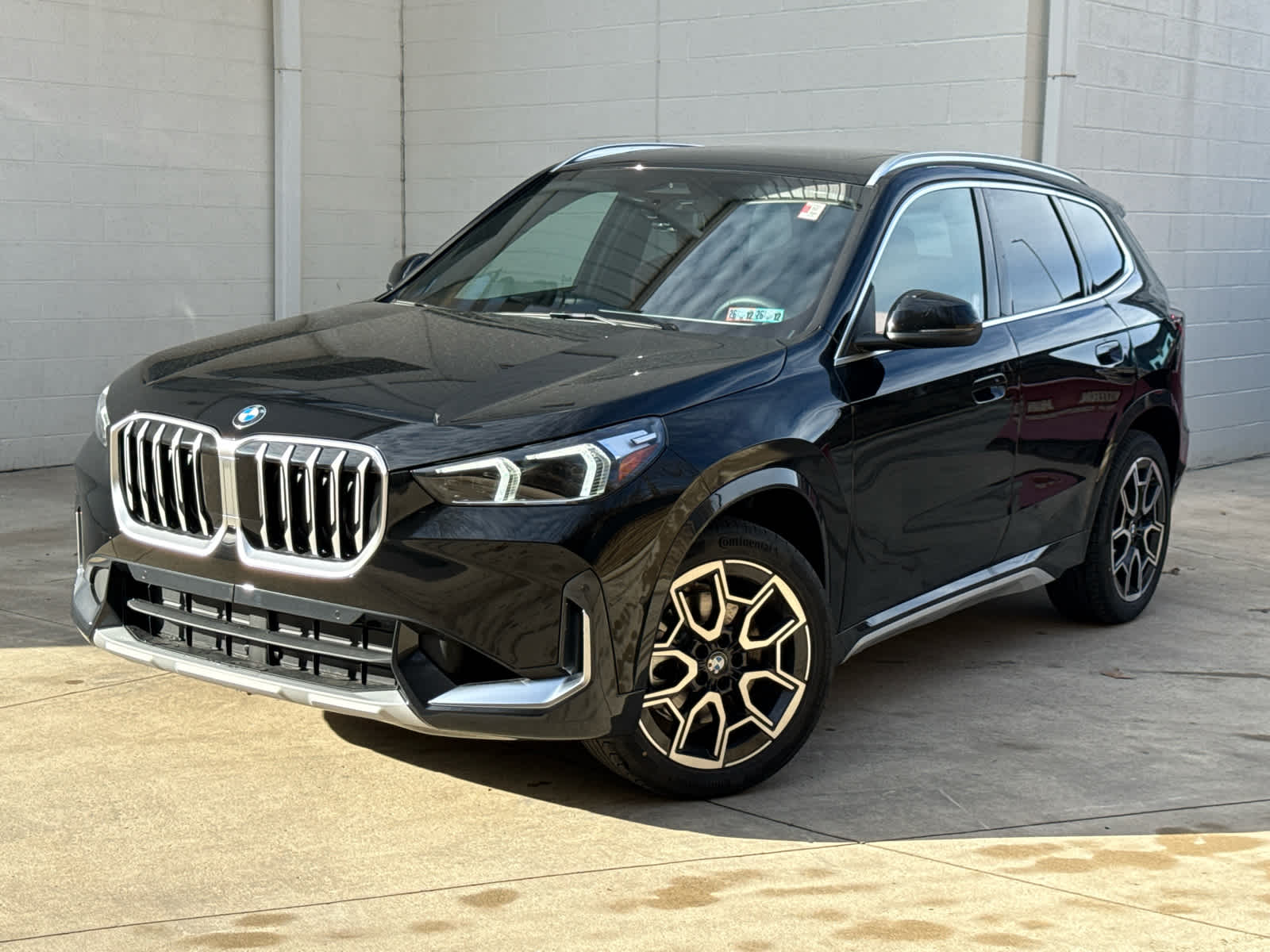 2026 BMW X1 28i's photo