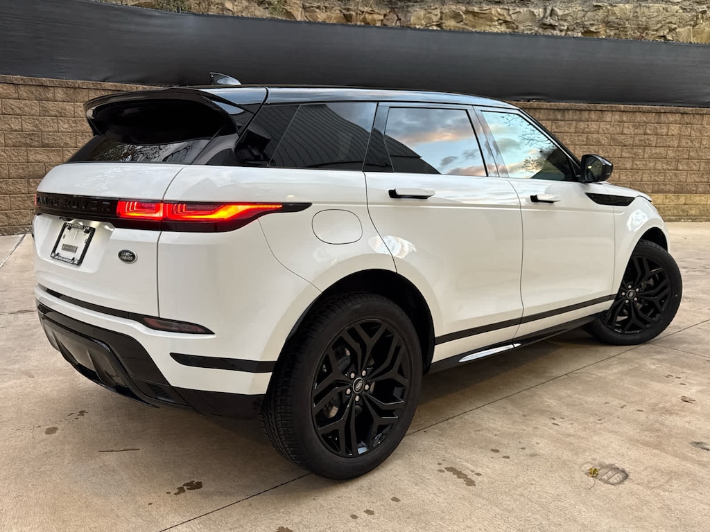Used 2023 Land Rover Range Rover Evoque R-Dynamic SE SUV