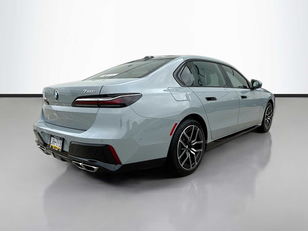 New 2026 BMW 760i xDrive Sedan