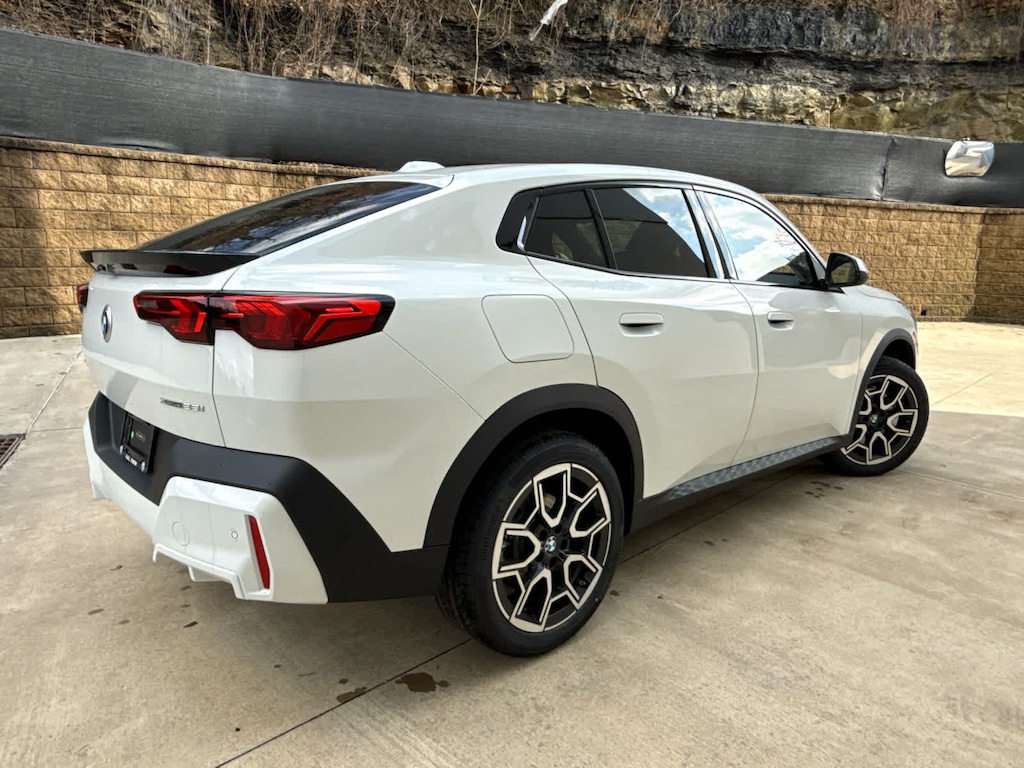 New 2026 BMW X2 xDrive28i SUV
