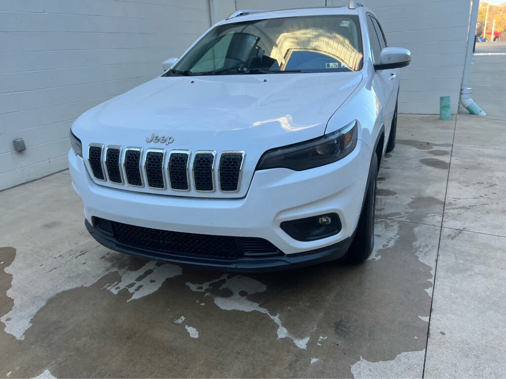 Used 2019 Jeep Cherokee Latitude Plus 4x4 SUV