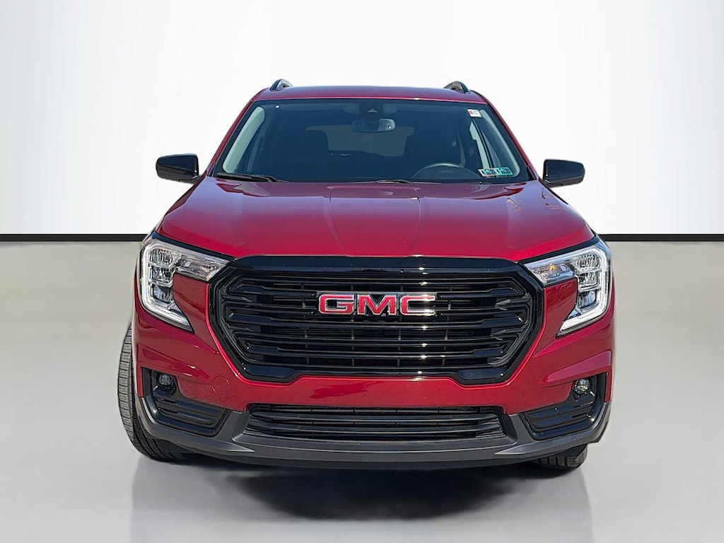 Used 2024 GMC Terrain SLT SUV