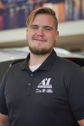 Staff member Devin Reed from ID_211d0e230abd