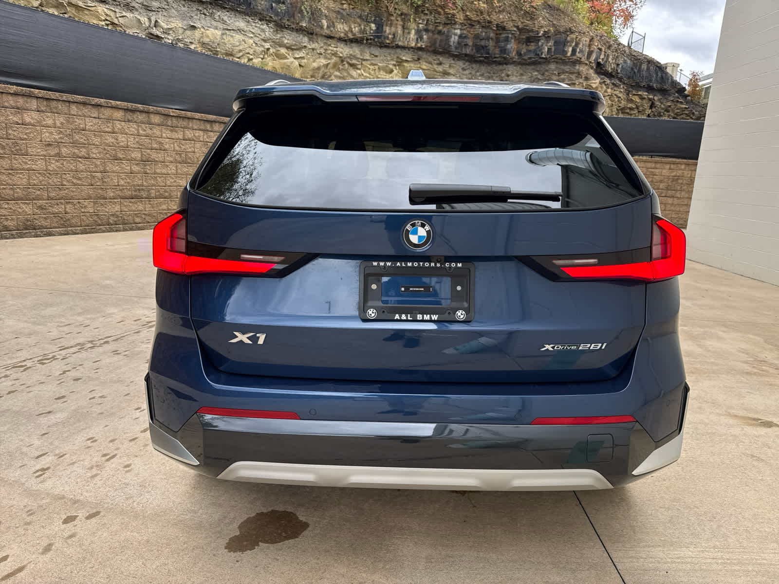 2025 Bmw X1 XDrive28i photo 4