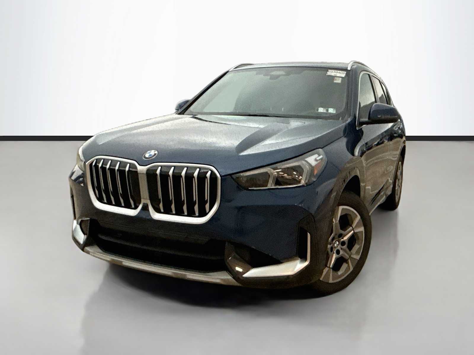 2025 BMW X1 28i