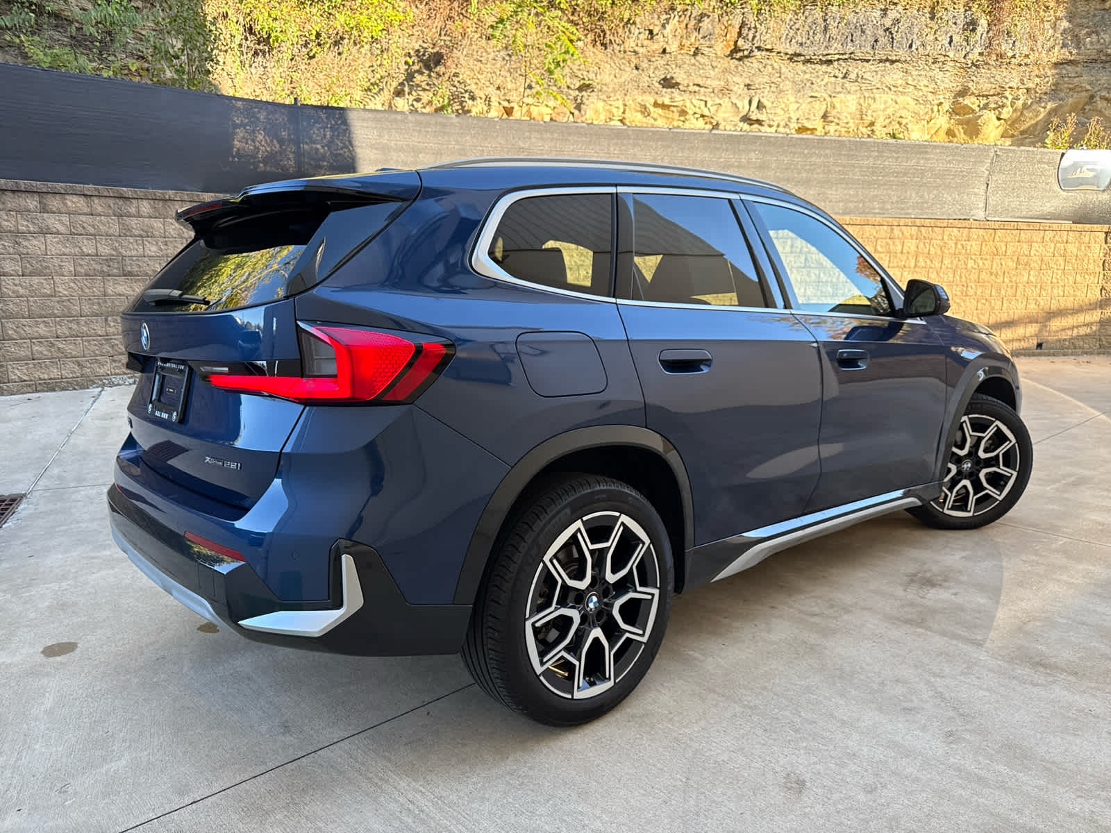 2025 Bmw X1 XDrive28i photo 2