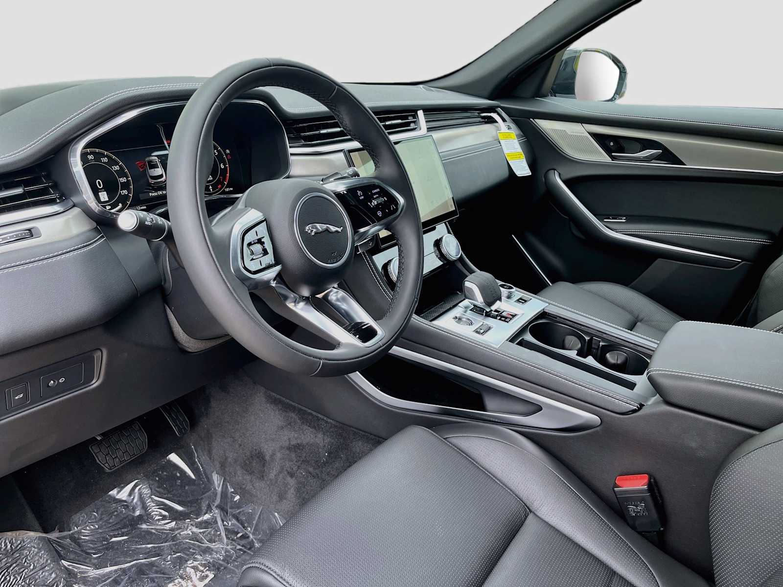 2026 Jaguar F-Pace R-Dynamic S - Photo 12