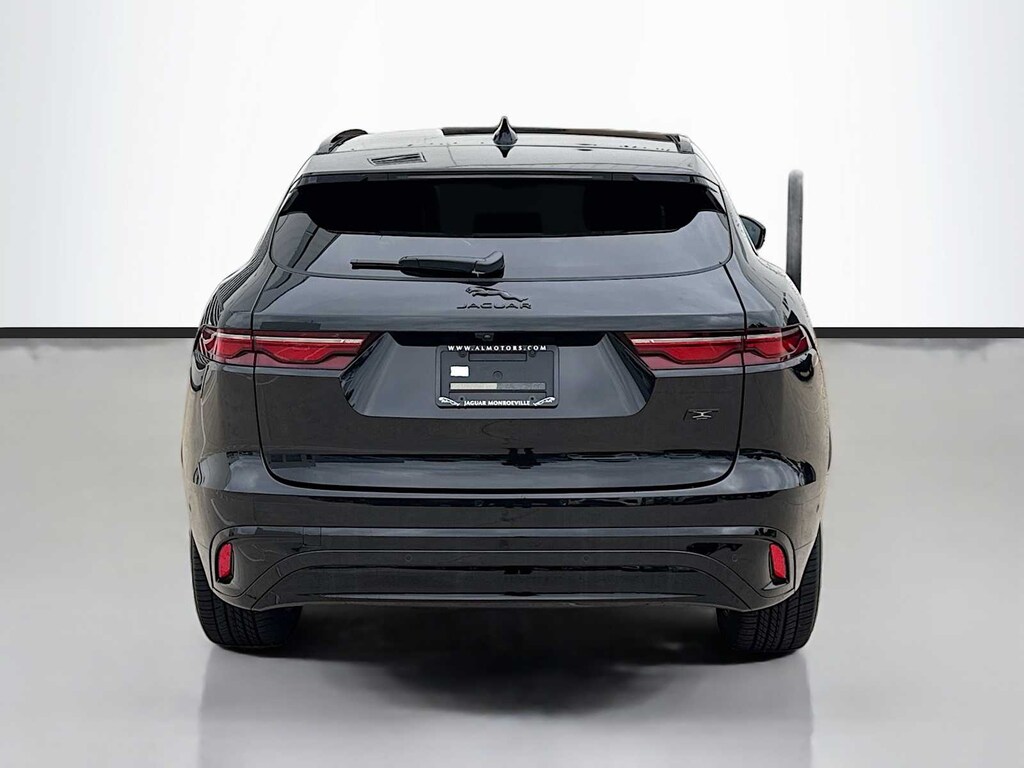 New 2026 Jaguar F-PACE P250 R-Dynamic S SUV