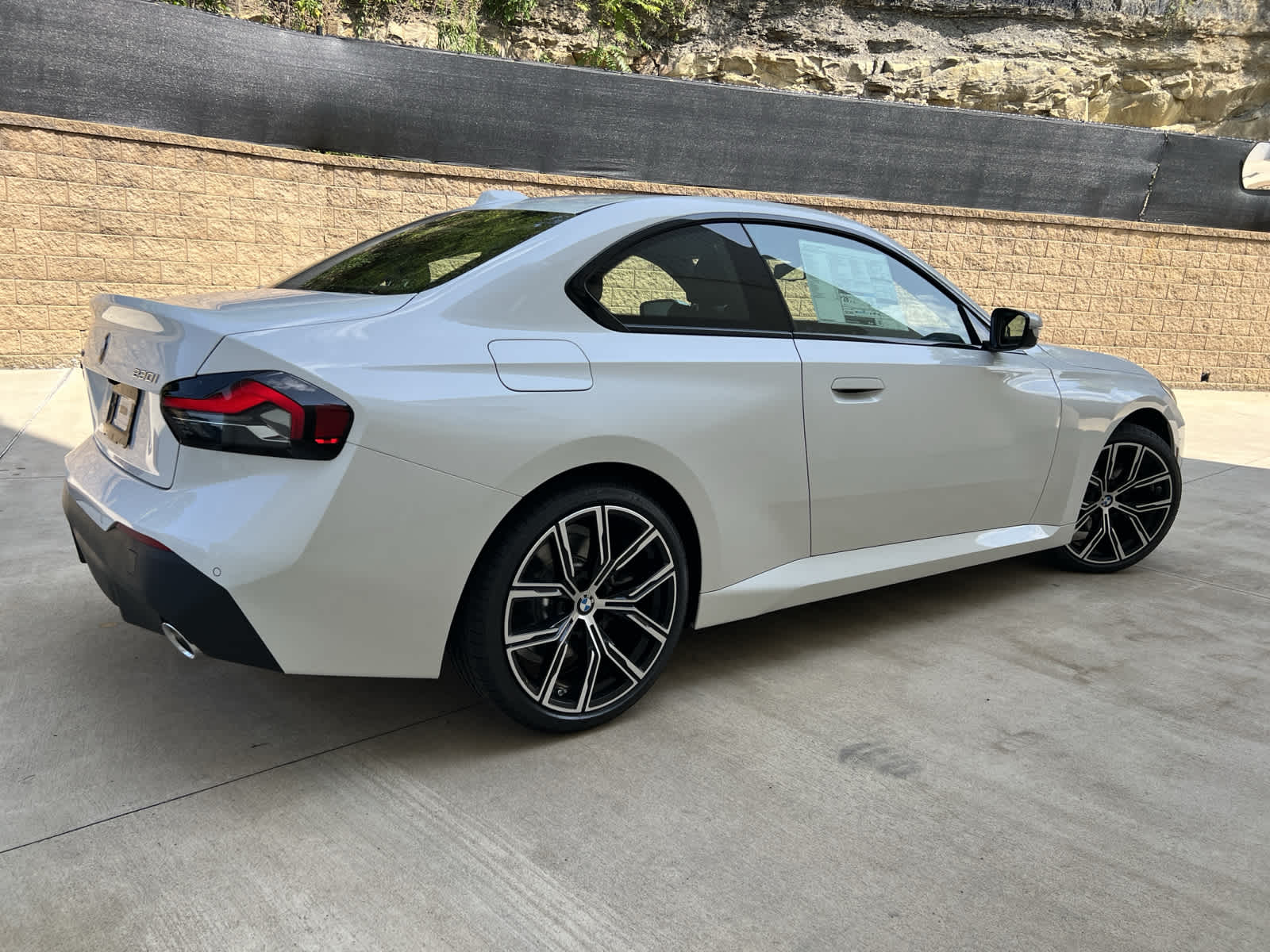 2024 Bmw 230i xDrive Coupe photo 3