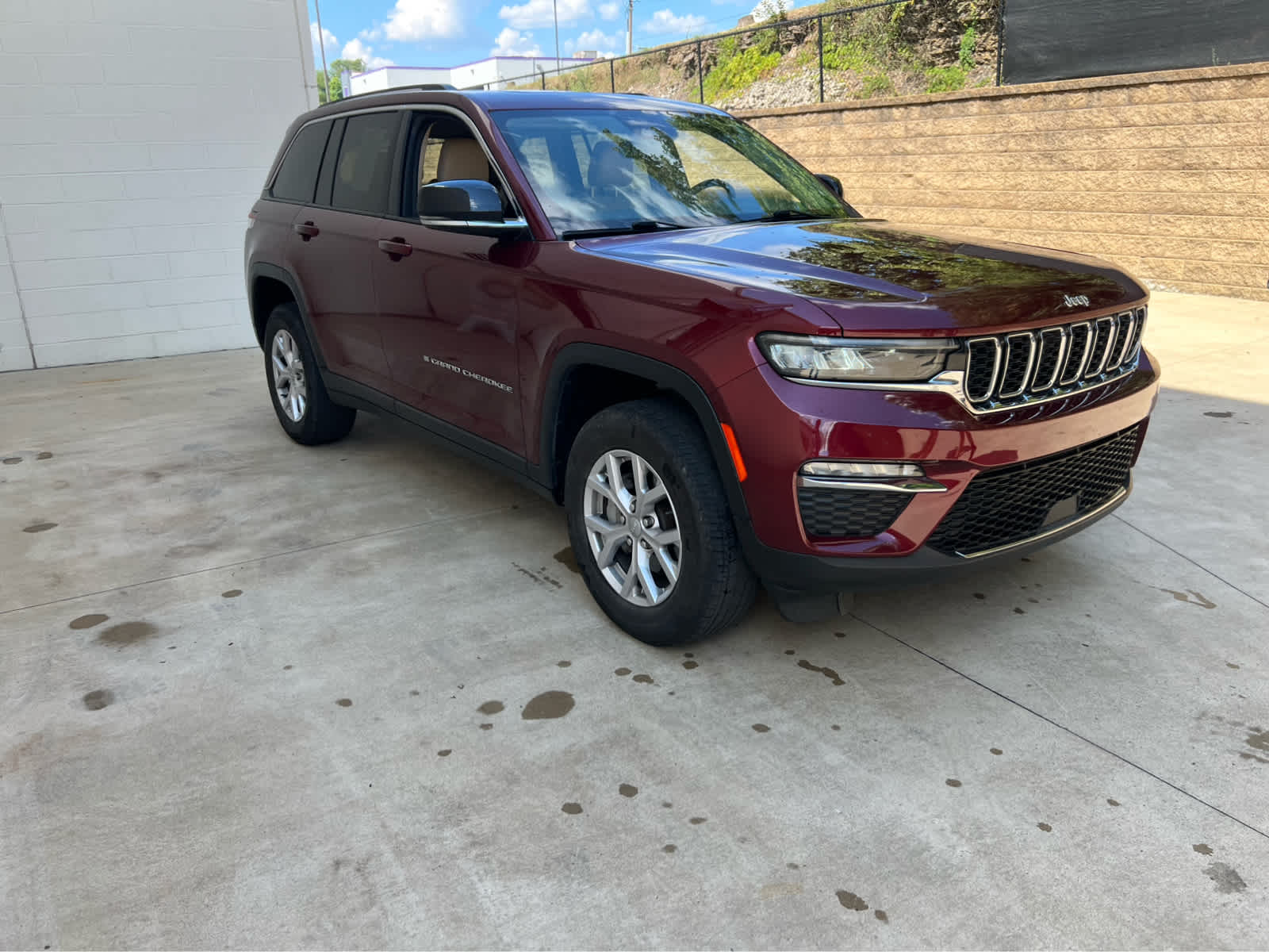 2022 Jeep Grand Cherokee Limited photo 3