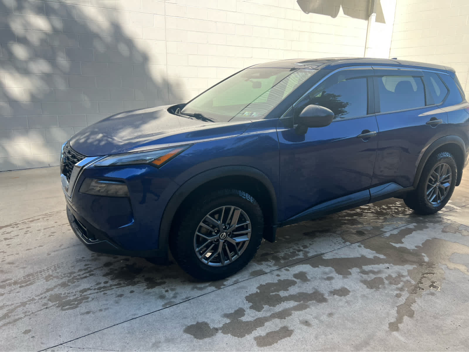 2021 Nissan Rogue S photo 2