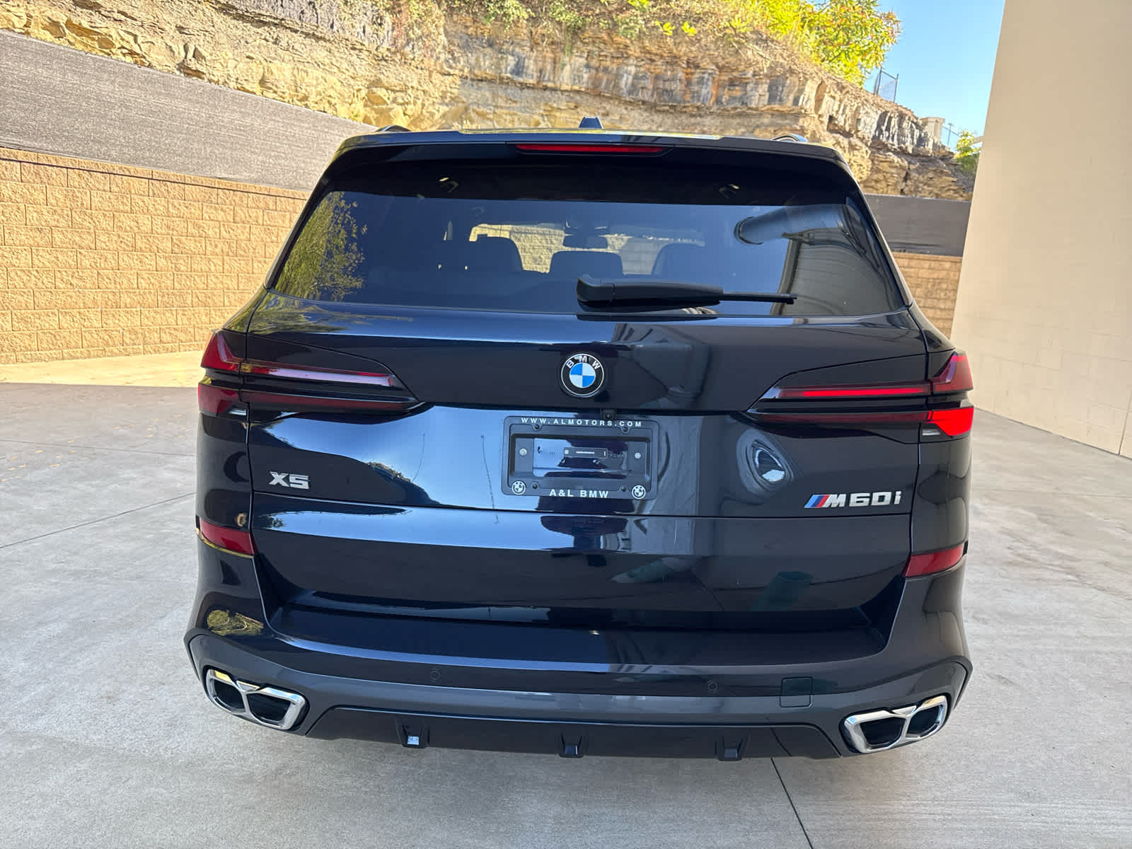 2025 Bmw X5 M60i photo 4