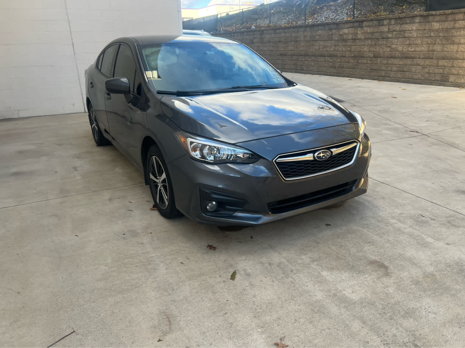 2019 Subaru Impreza 2.0i Premium photo 4