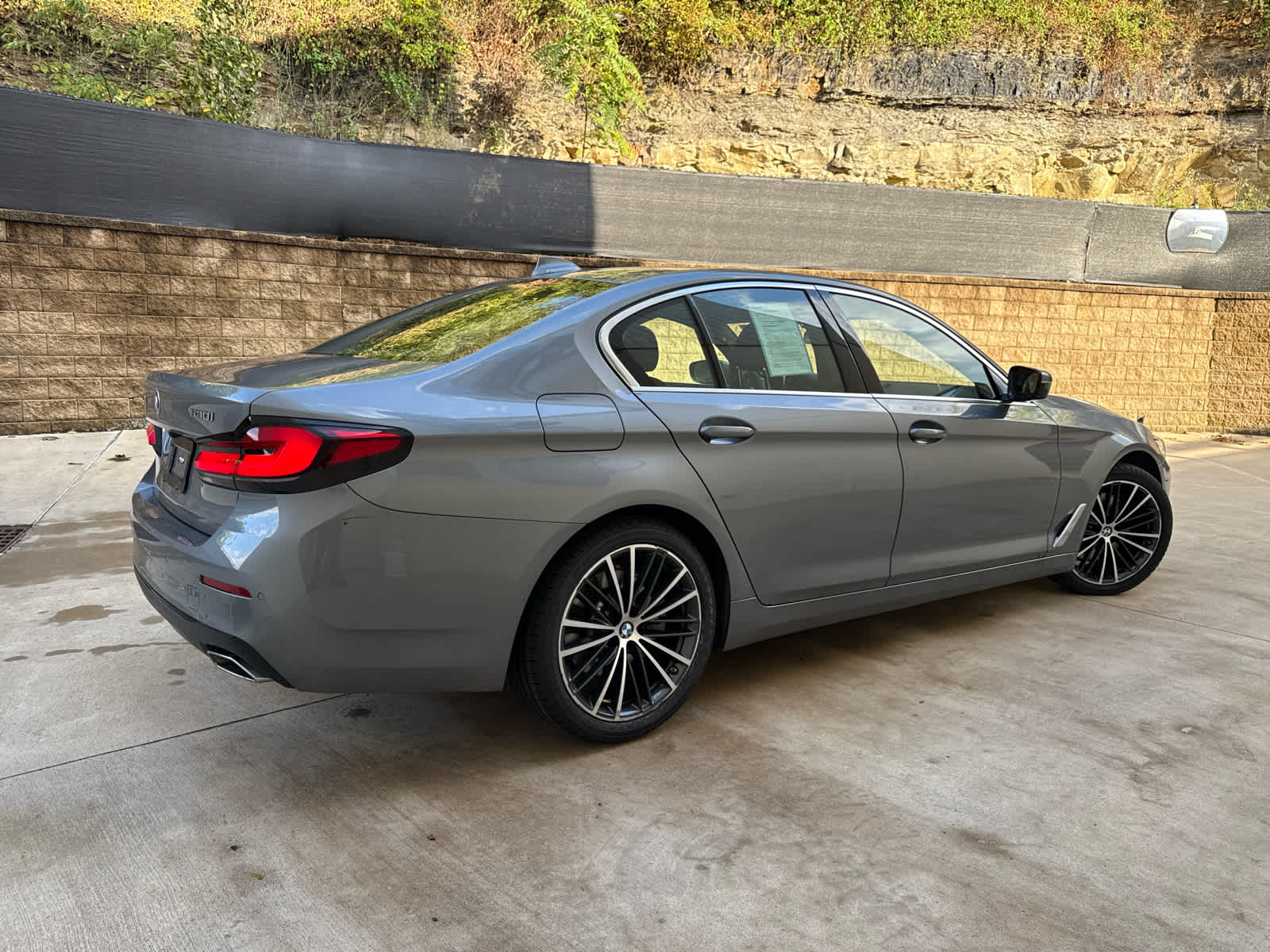 2023 Bmw 530i xDrive Sedan photo 3