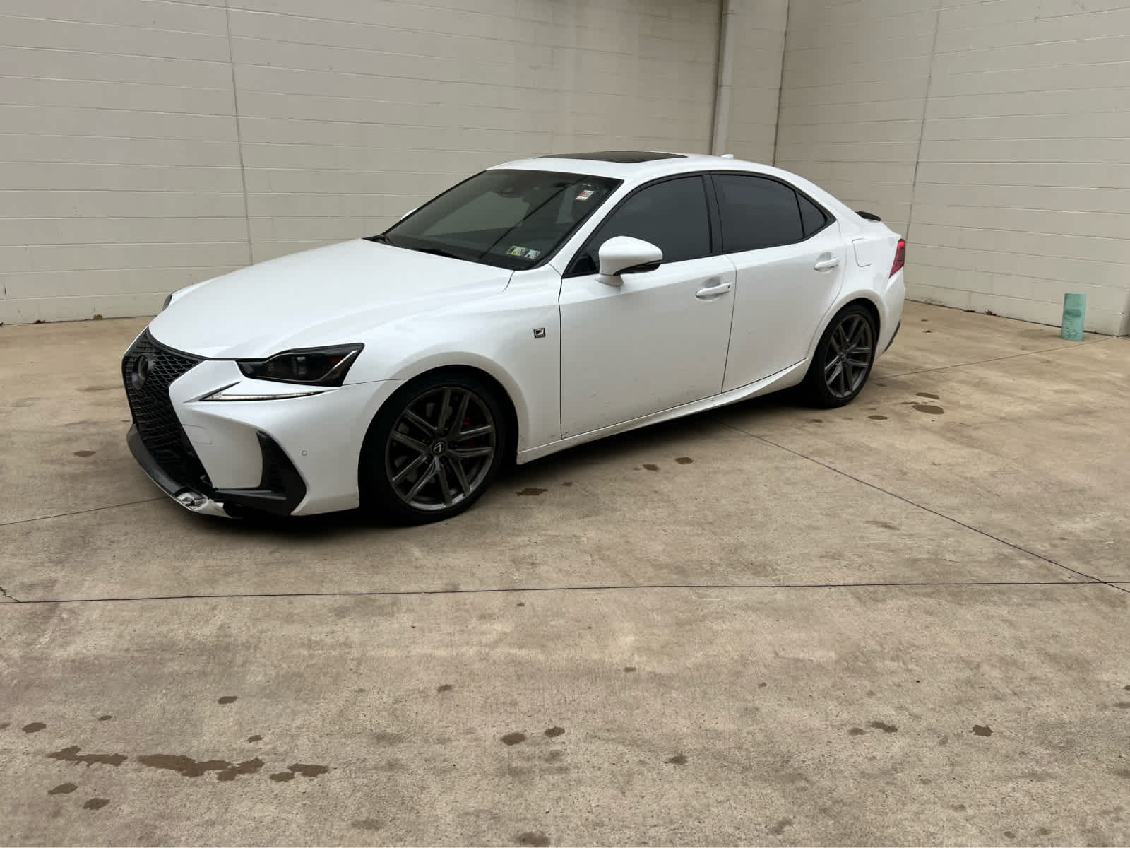 2020 Lexus IS 300 F SPORT photo 3
