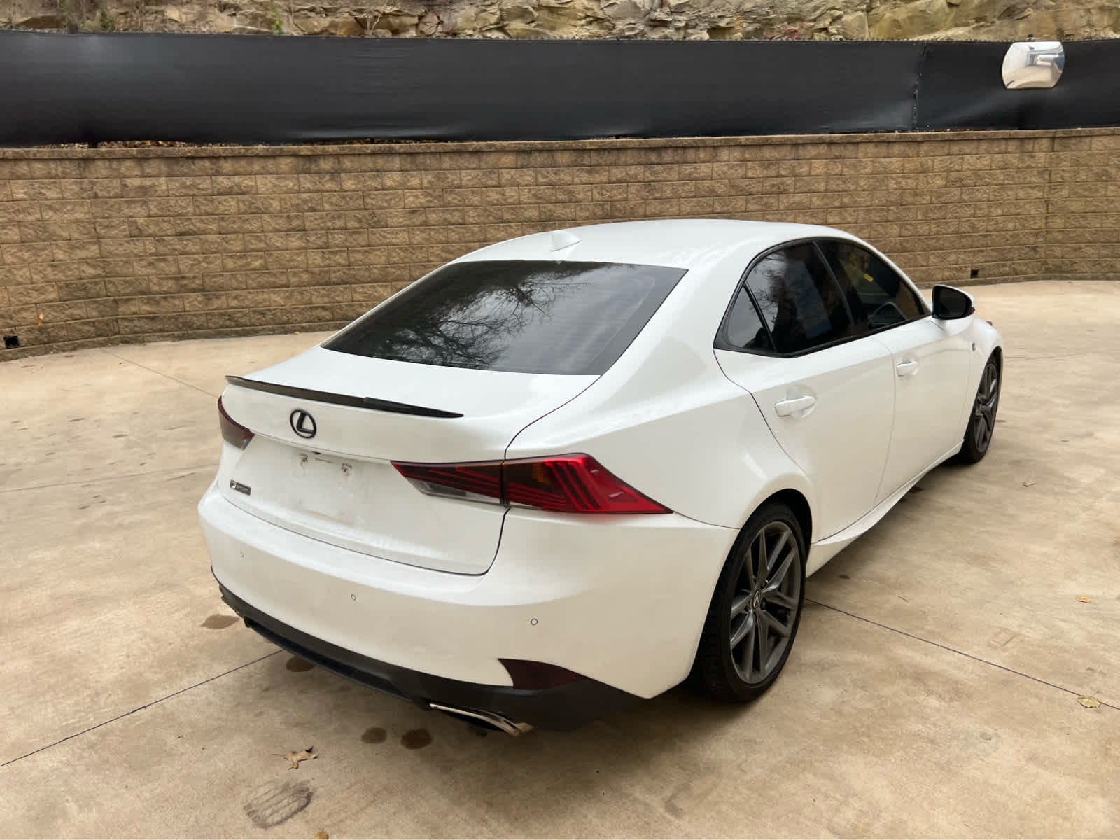 2020 Lexus IS 300 F SPORT photo 4