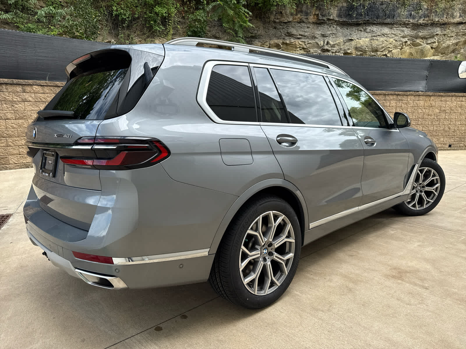 2023 Bmw X7 xDrive40i photo 3