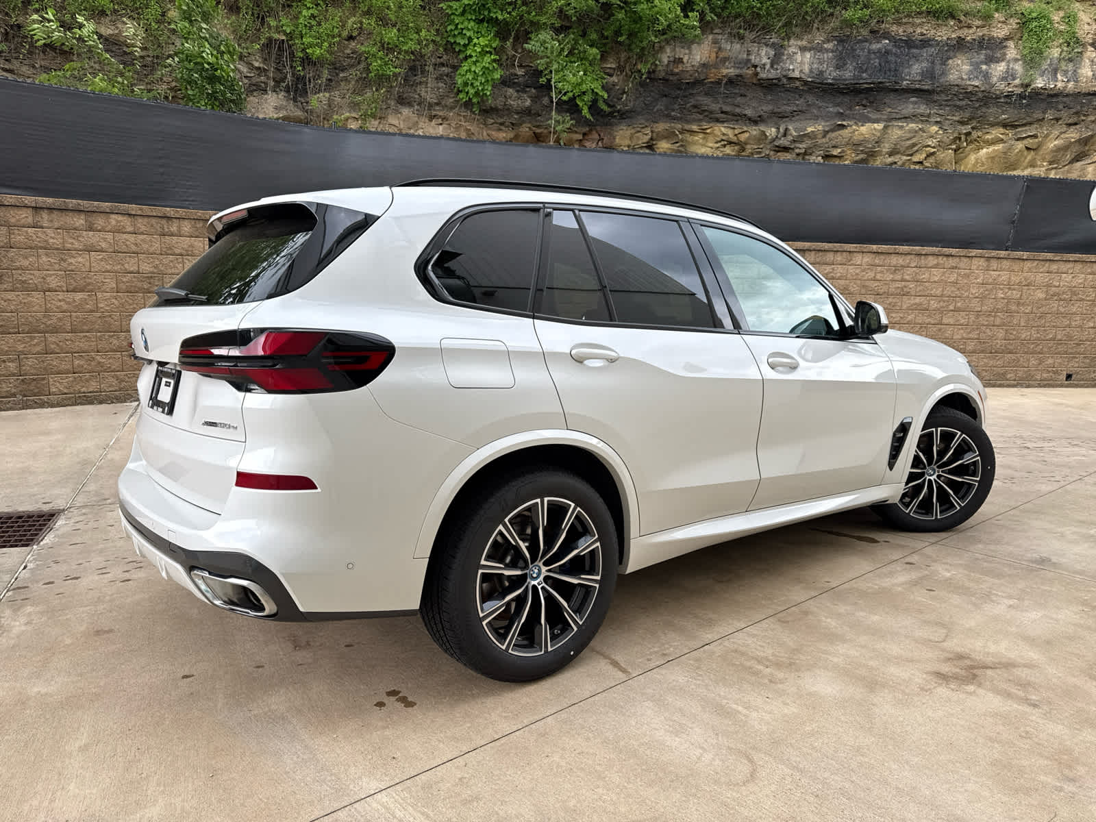 2024 Bmw X5 xDrive50e photo 3